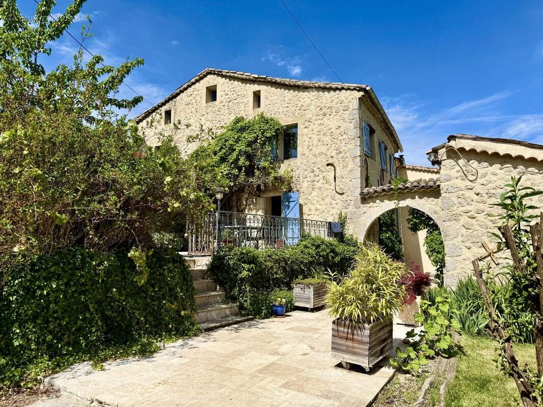 Maison à BARRET-SUR-MEOUGE