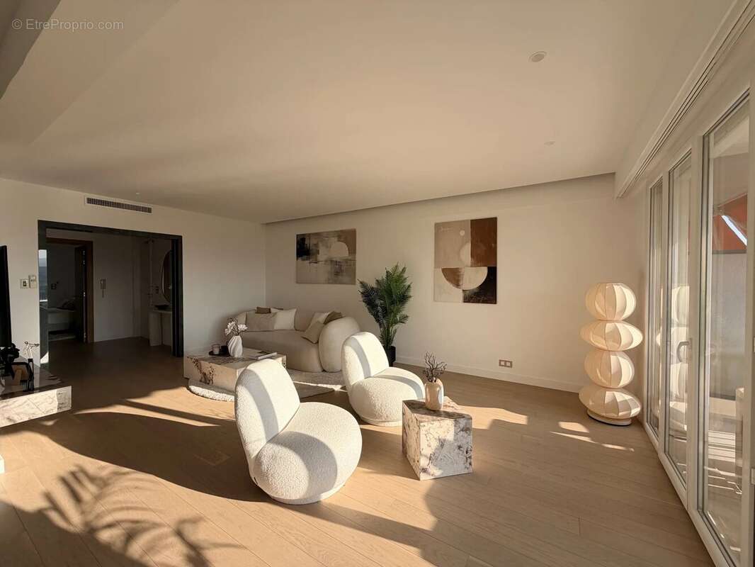 MONT Alban – Appartement d’exception de 89 m² avec terrasse, vue mer, garage et cave - photo 9
