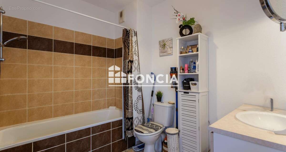 Appartement à GRANS