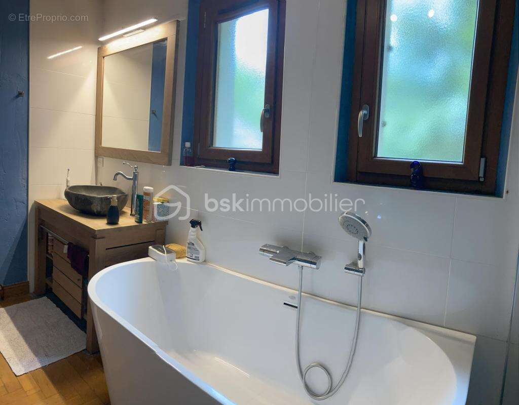 Villa avec piscine et vue Pyrénées à Lacassagne - photo 13