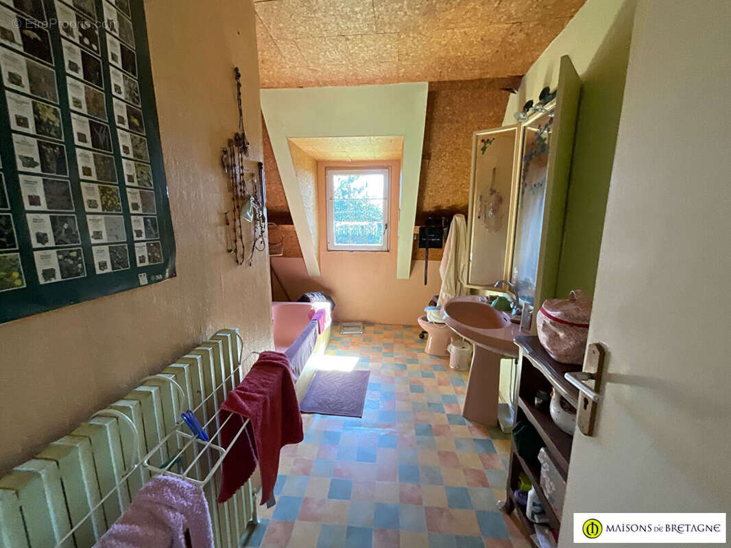 Maison à LANGUIDIC