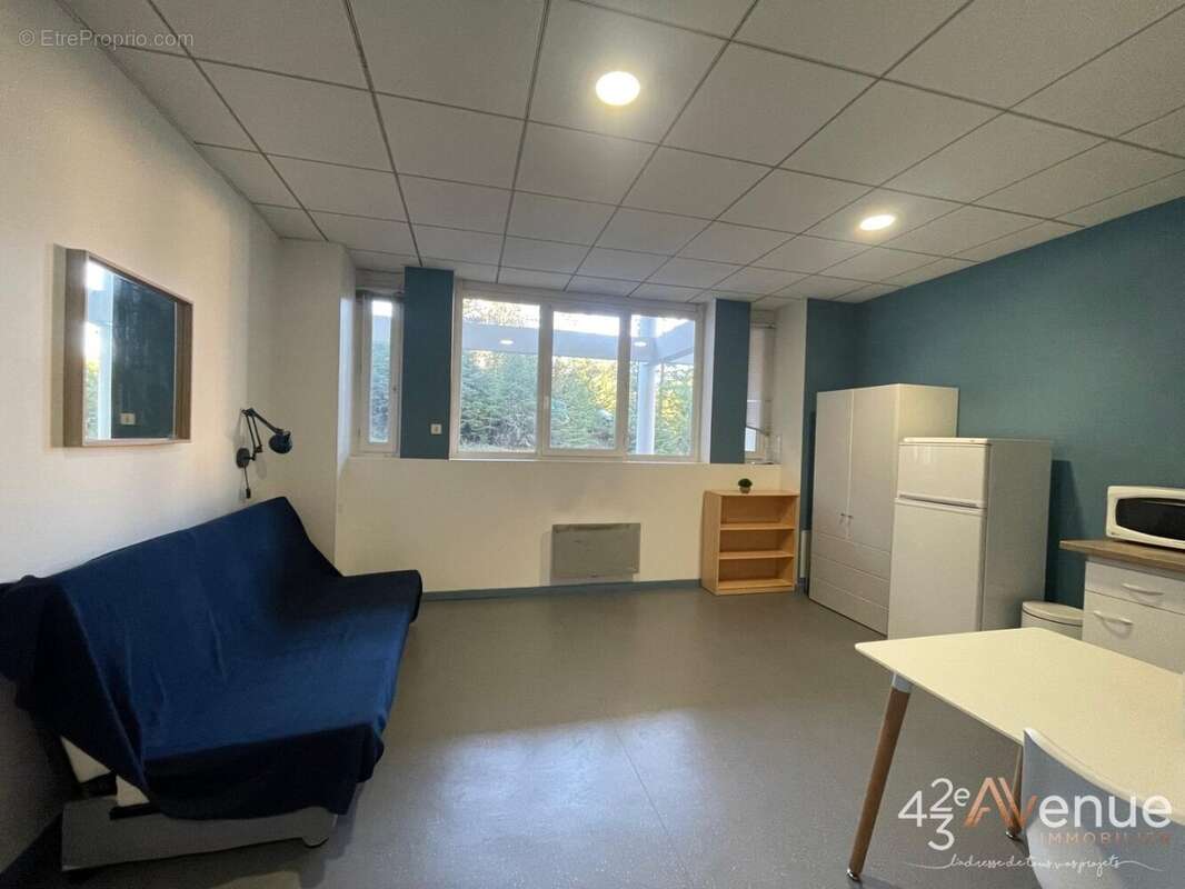 Appartement 50 m² à Saint-Etienne  - photo 4