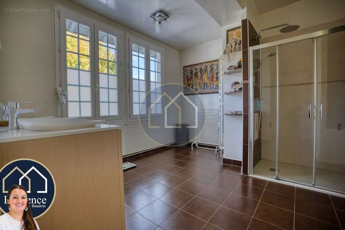 Maison à NOGENT-LE-ROI