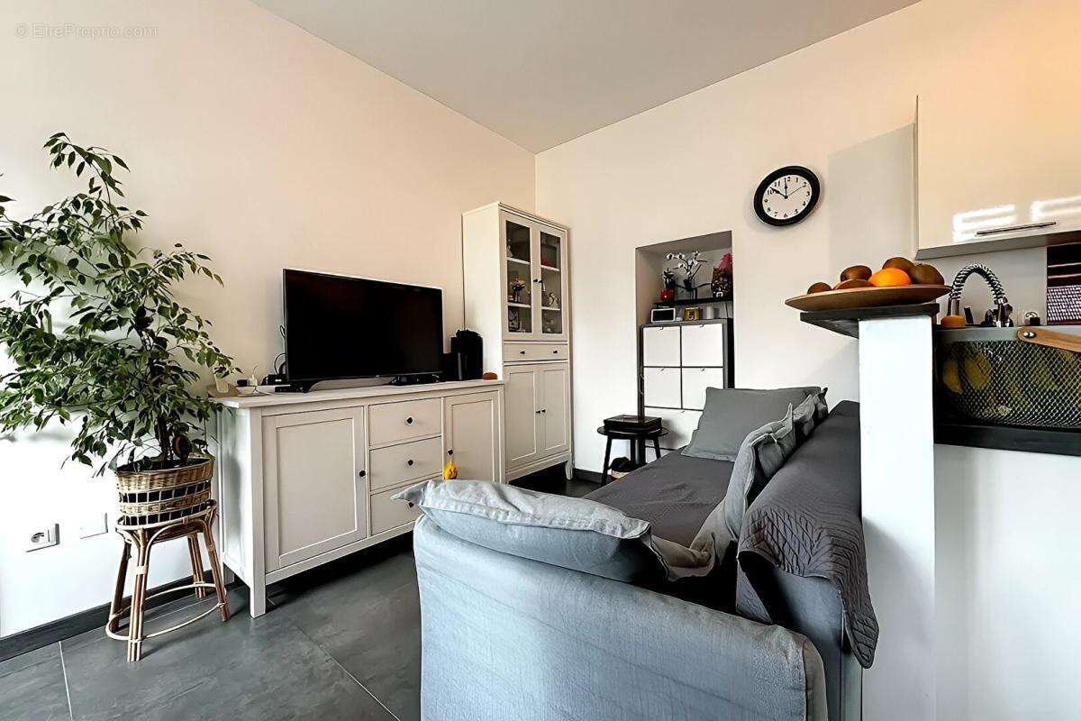 Appartement RDC 3 pièces 63 m2, terrasse 50 m2 - photo 2