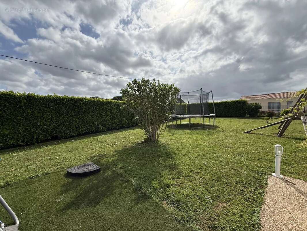 Maison à PISANY