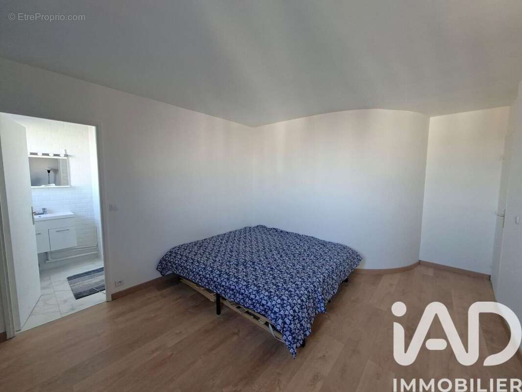 Appartement 82 m² à Rosny-Sous-Bois  - photo 4