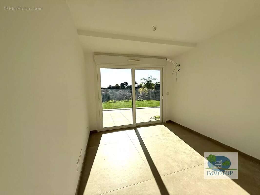 Appartement à ROQUEBRUNE-CAP-MARTIN