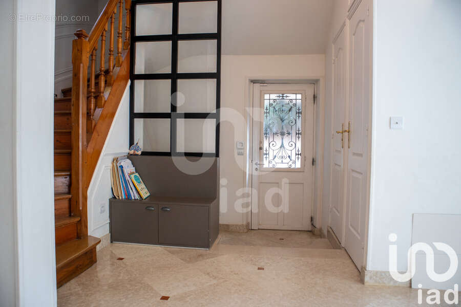 Photo 3 - Maison à SAINT-MAUR-DES-FOSSES