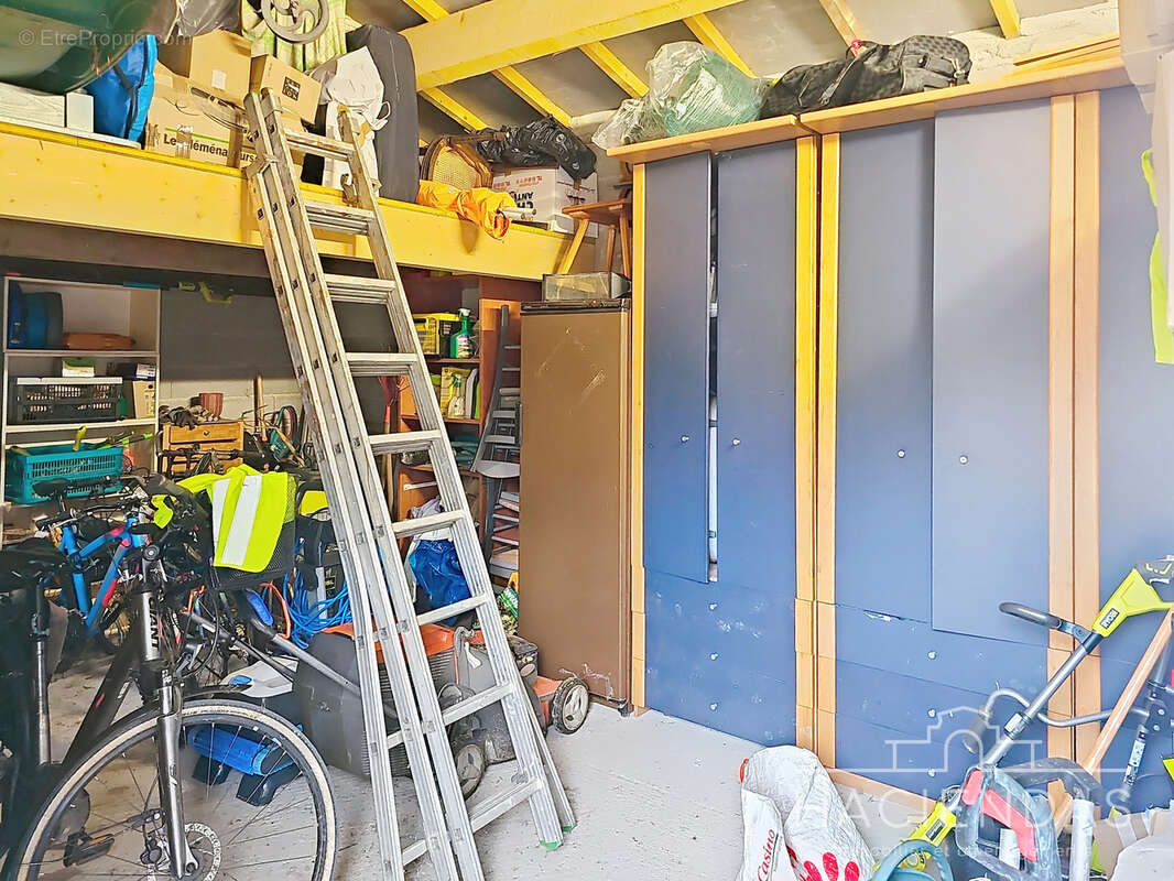 Maison à PELISSANNE