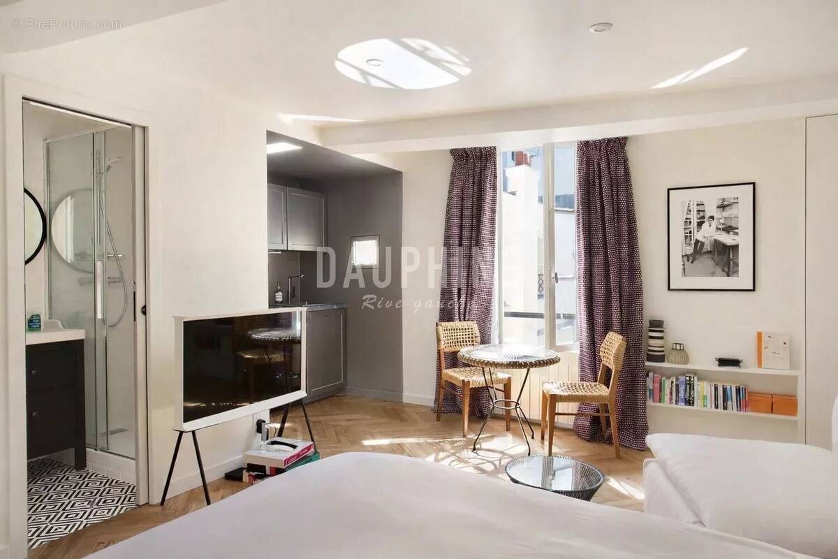 Appartement à PARIS-6E
