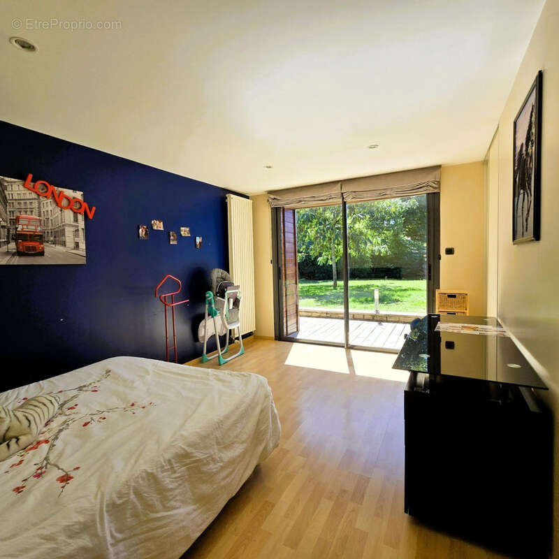 Maison à CHATILLON-SUR-CHALARONNE