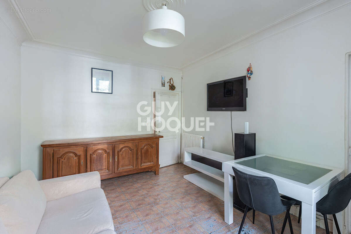 Appartement à PARIS-12E
