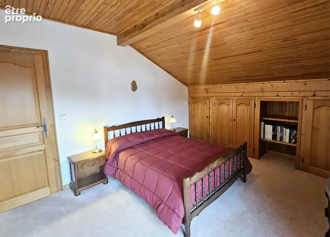 Les Chavannes, grand chalet avec terrain constructible - photo 9