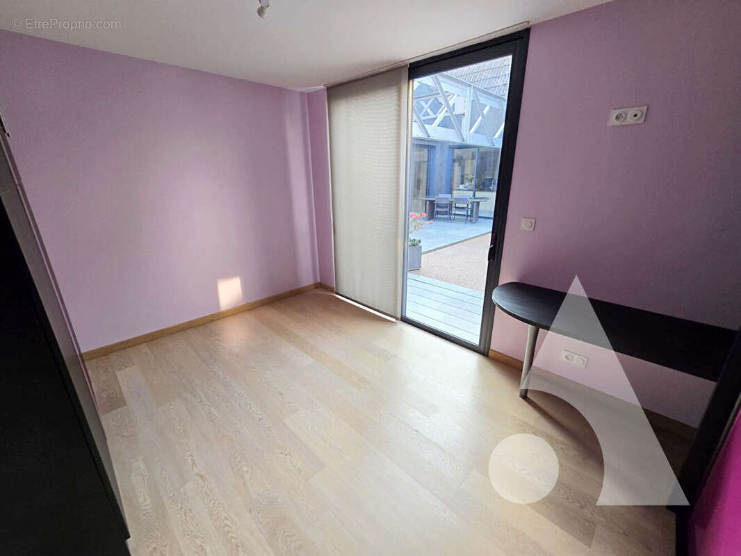 Appartement à SAINTE-SAVINE