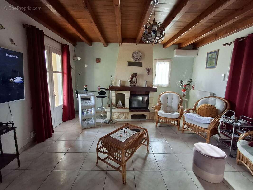 Maison à ISSIGEAC