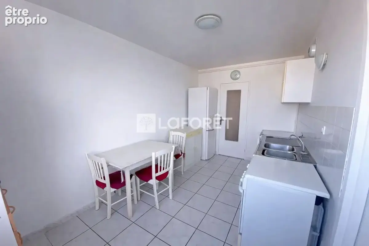 Appartement à SAINT-ETIENNE