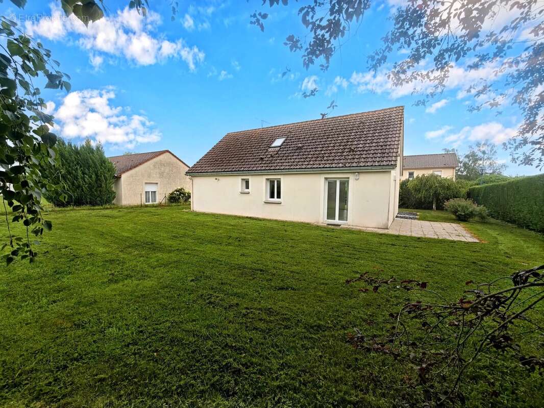Maison 6 pièces 95m2 Golbey secteur recherché - photo 8