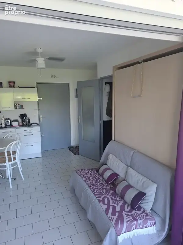 Appartement avec coin nuit residence avec piscine et parking - photo 5
