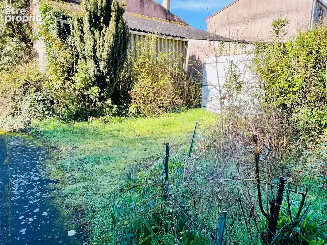 Maison a renover saint hilaire de loulay / possibilité 2 logements - photo 15