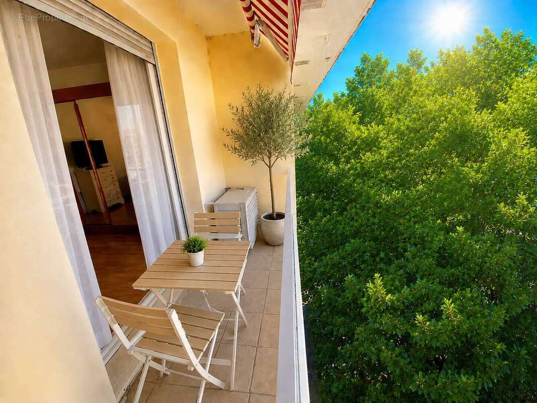 Appartement à AIX-LES-BAINS