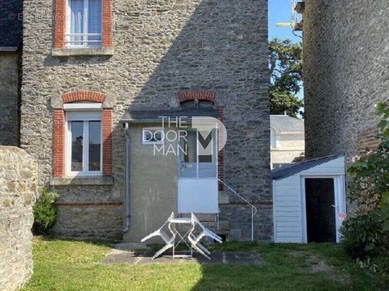 Maison à LAVAL