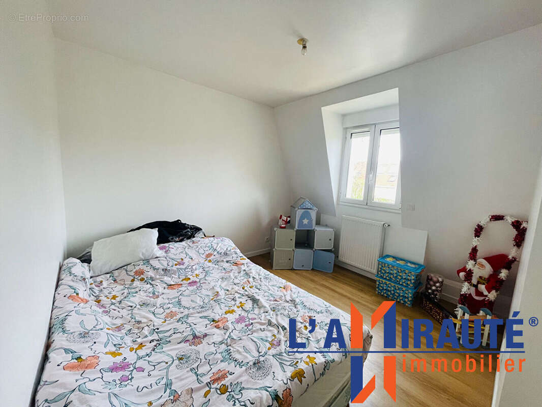 Maison à SARTROUVILLE