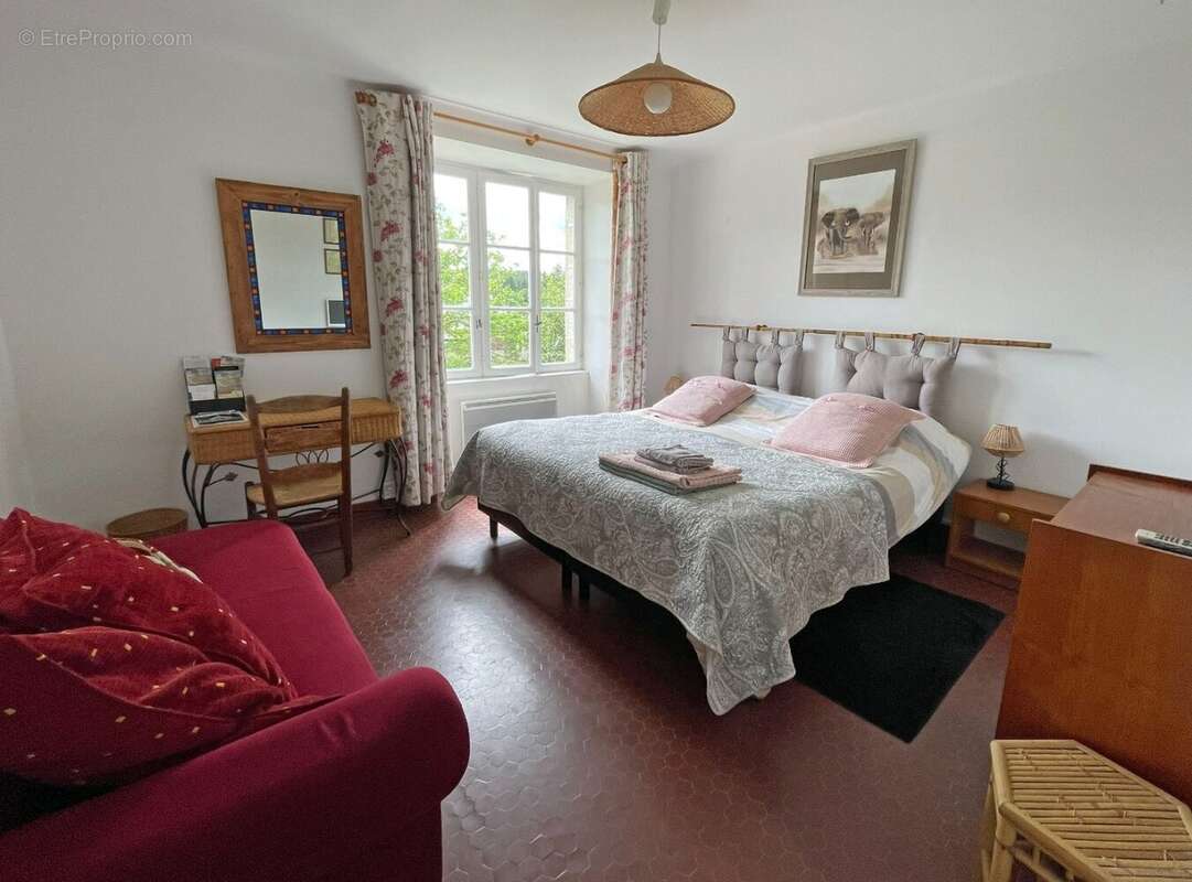 Maison à TREIGNAC
