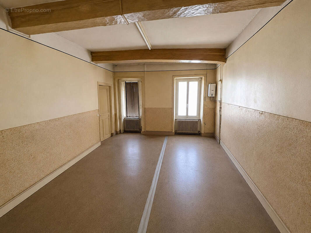 Maison à REGNY