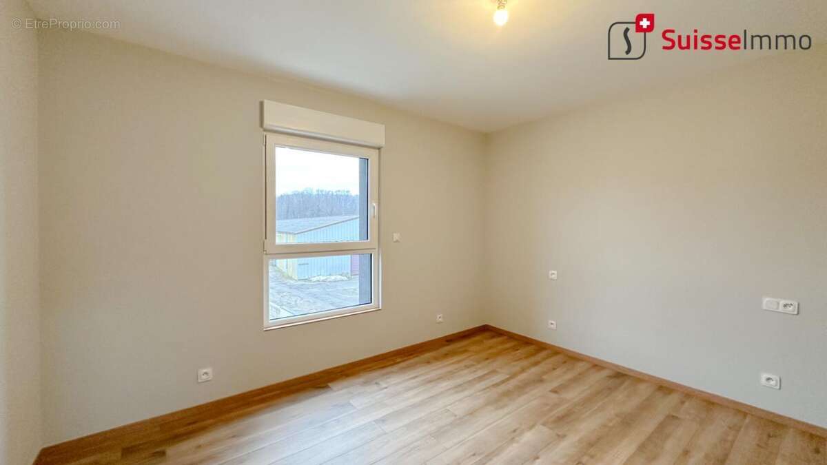 Maison à VOUJEAUCOURT