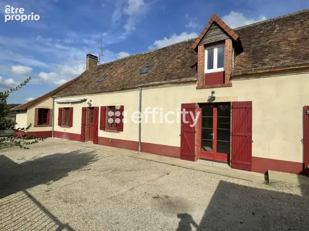Maison à SEMUR-EN-VALLON