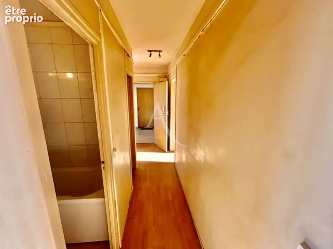 Appartement  4 pièce(s) 62.57 m2 - 68,54M2 SURFACE TOTALE - photo 4