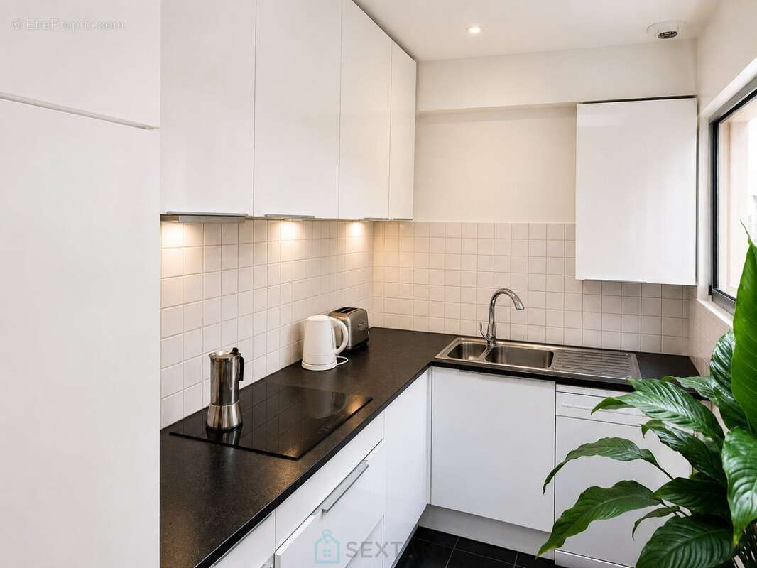 Appartement à PARIS-20E