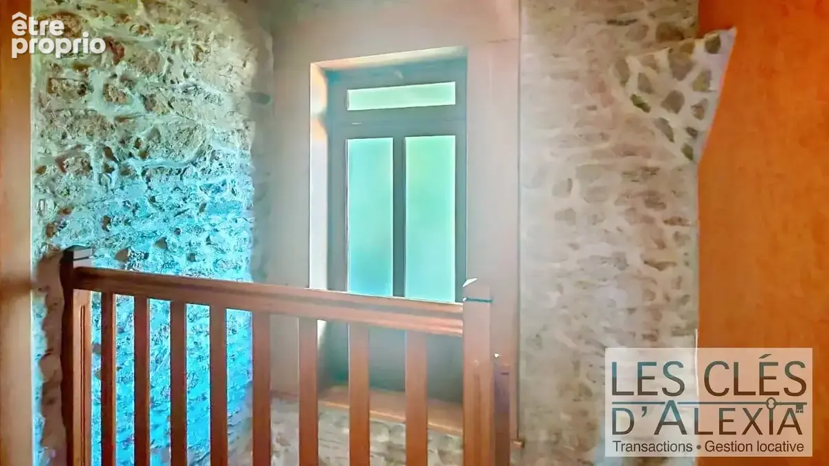 Maison -Quatre Chambres-Terrain - - photo 9