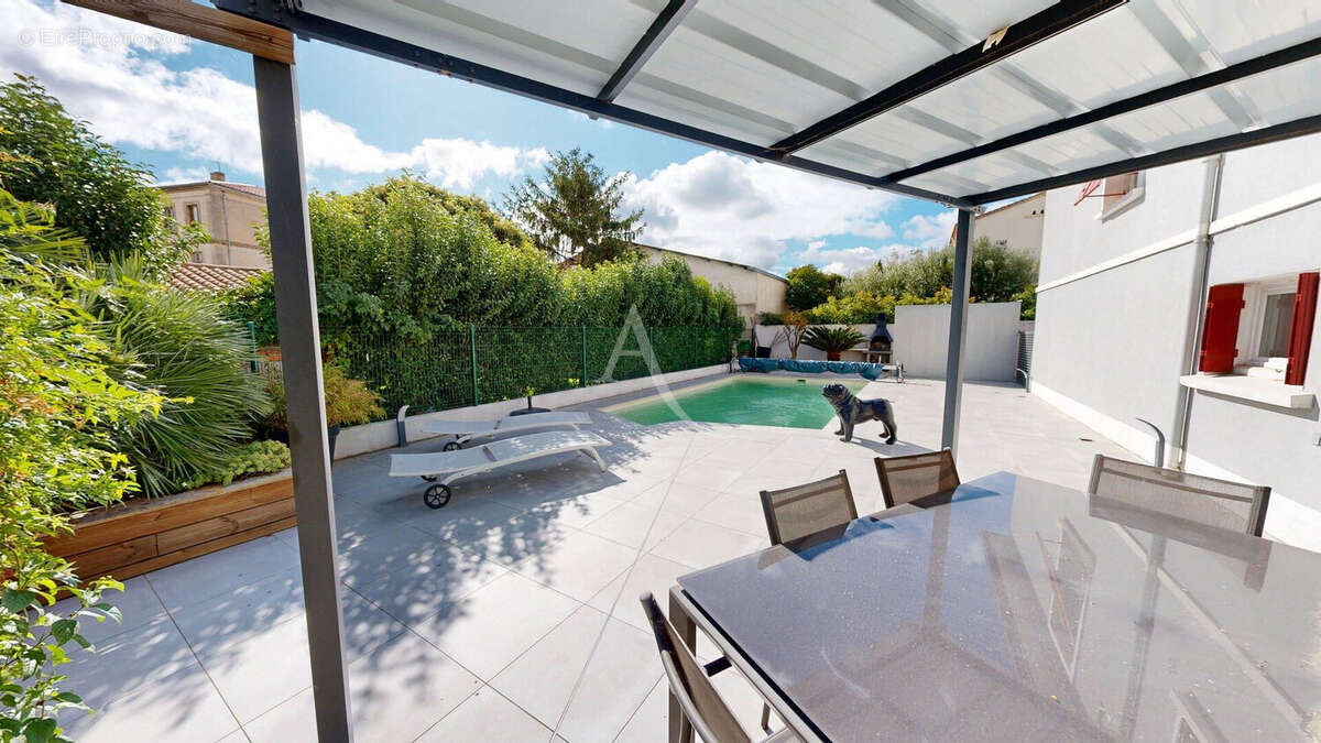 Maison à LEZIGNAN-CORBIERES