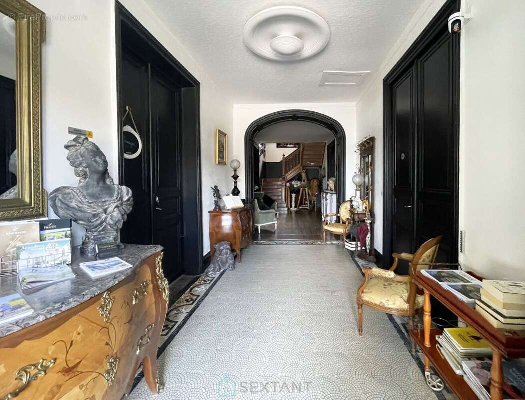 Maison à CHERVES-RICHEMONT