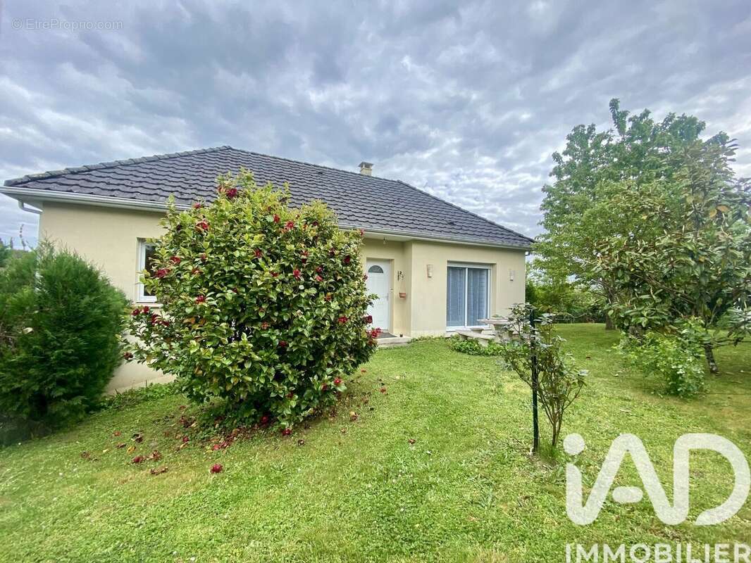 Photo 5 - Maison à LUBERSAC