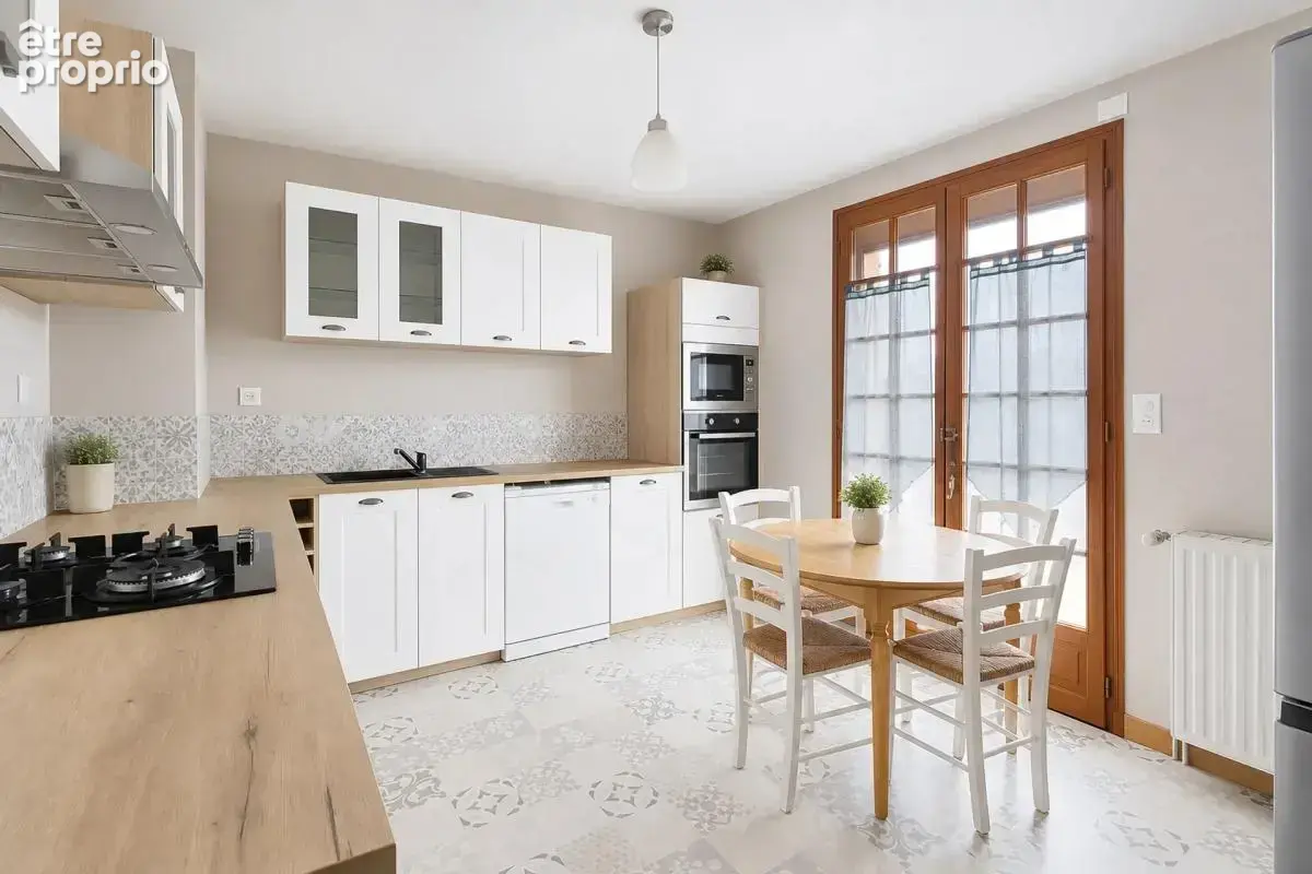Maison de 186 m² avec jardin à Lubersac - photo 10