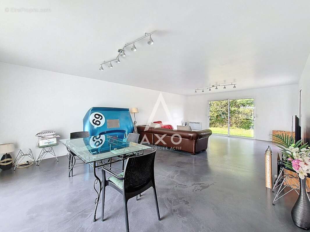 Maison à HAUDIVILLERS