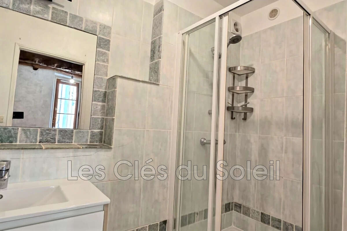 Appartement à HYERES