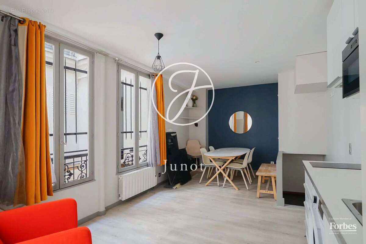 Commerce à PARIS-7E