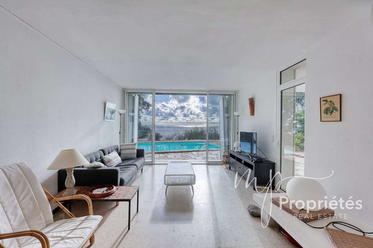 Maison à LA CROIX-VALMER