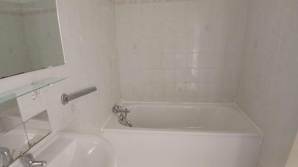 Appartement à LUNEL