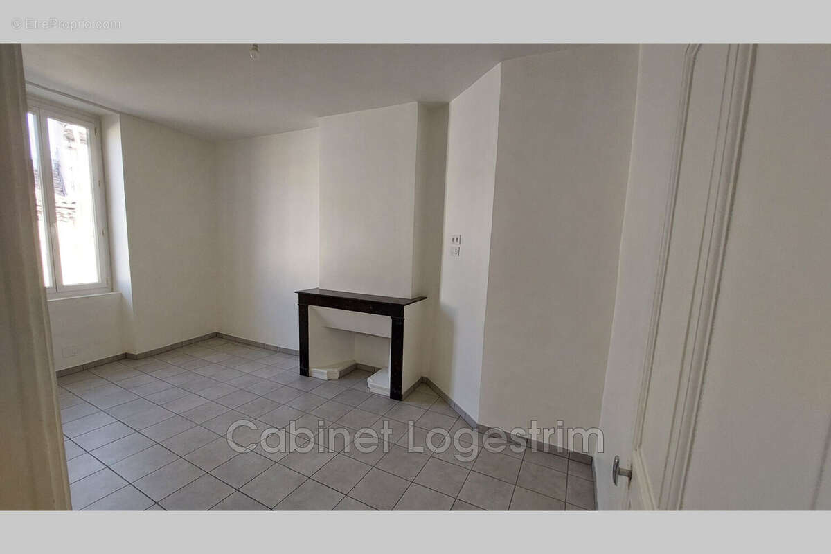 Appartement à MILHAUD