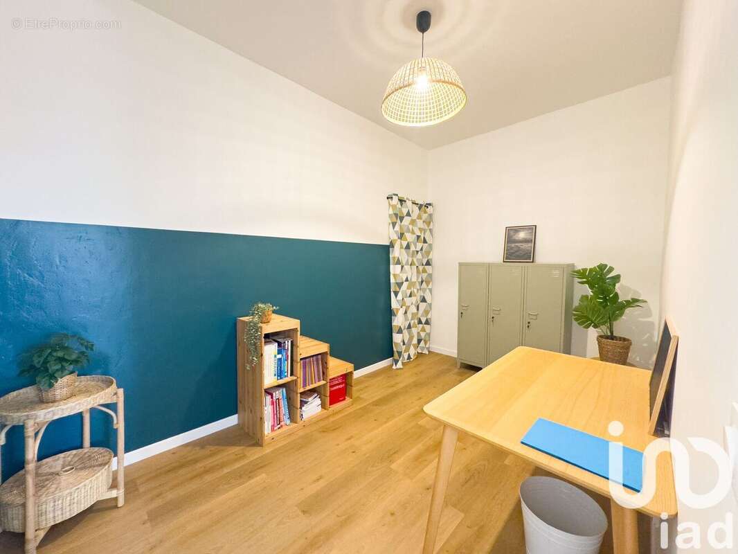Maison 262 m² à Artigues-Pres-Bordeaux  - photo 8