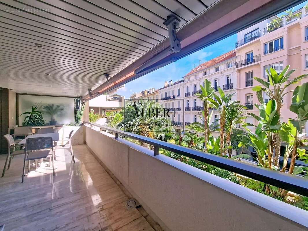 Appartement à CANNES