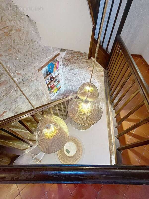 Élégante maison de village rénovée avec cour privée, Claira - photo 7