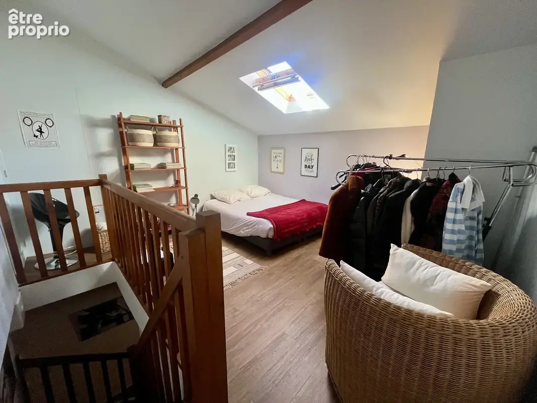 Appartement deux chambres rue du Consulat - photo 11