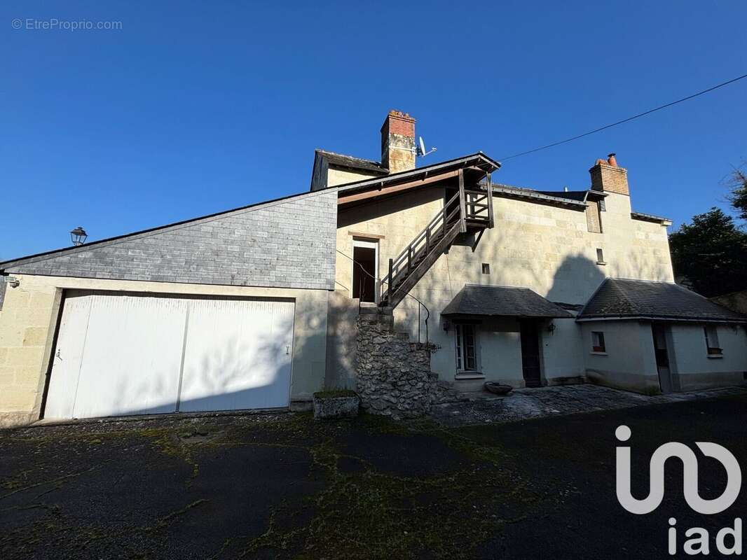 Photo 2 - Maison à SOUZAY-CHAMPIGNY