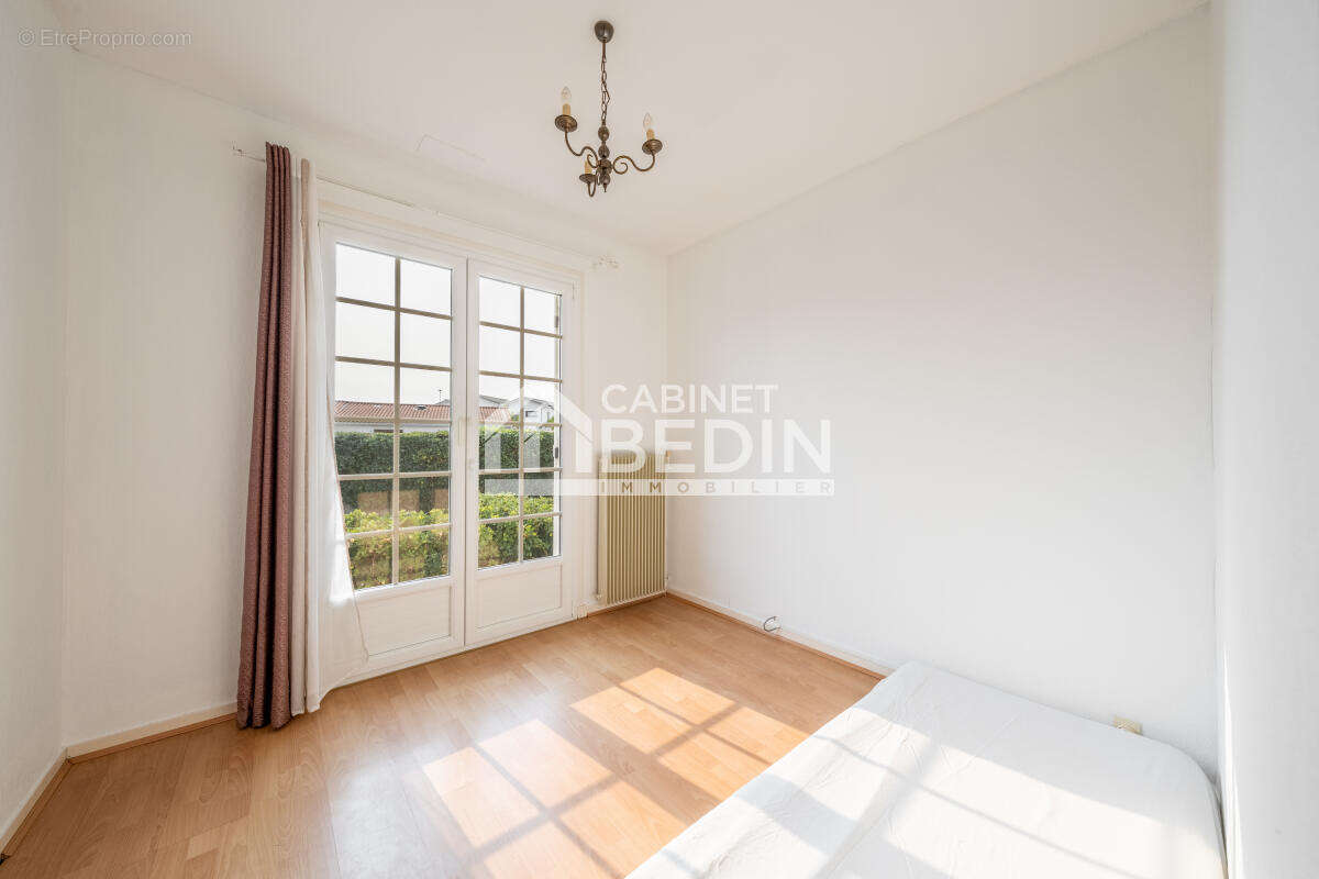 Maison à SAINT-MEDARD-EN-JALLES