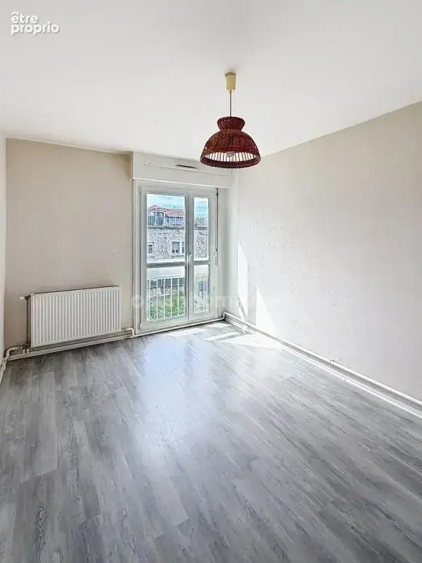 Jarville la malgrange - t4 lumineux avec balcon, parking et cave - residence securisee - photo 7